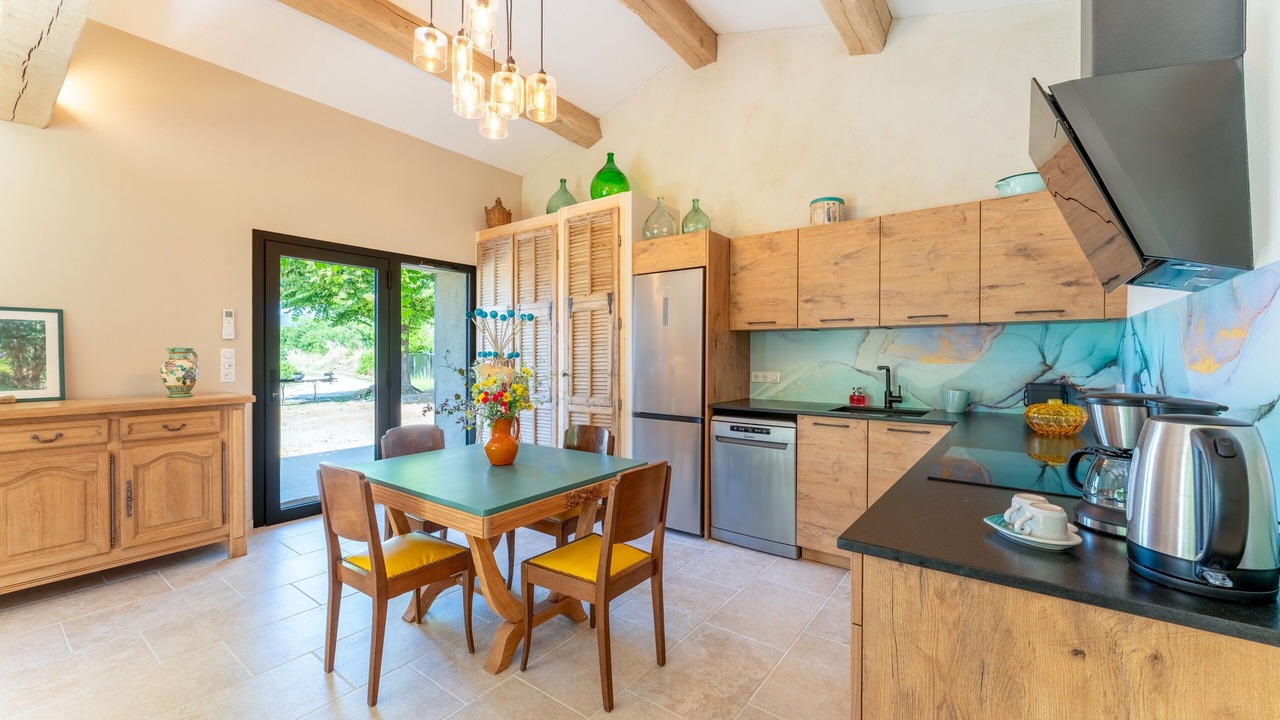 Photo of Kitchen in Malaucene