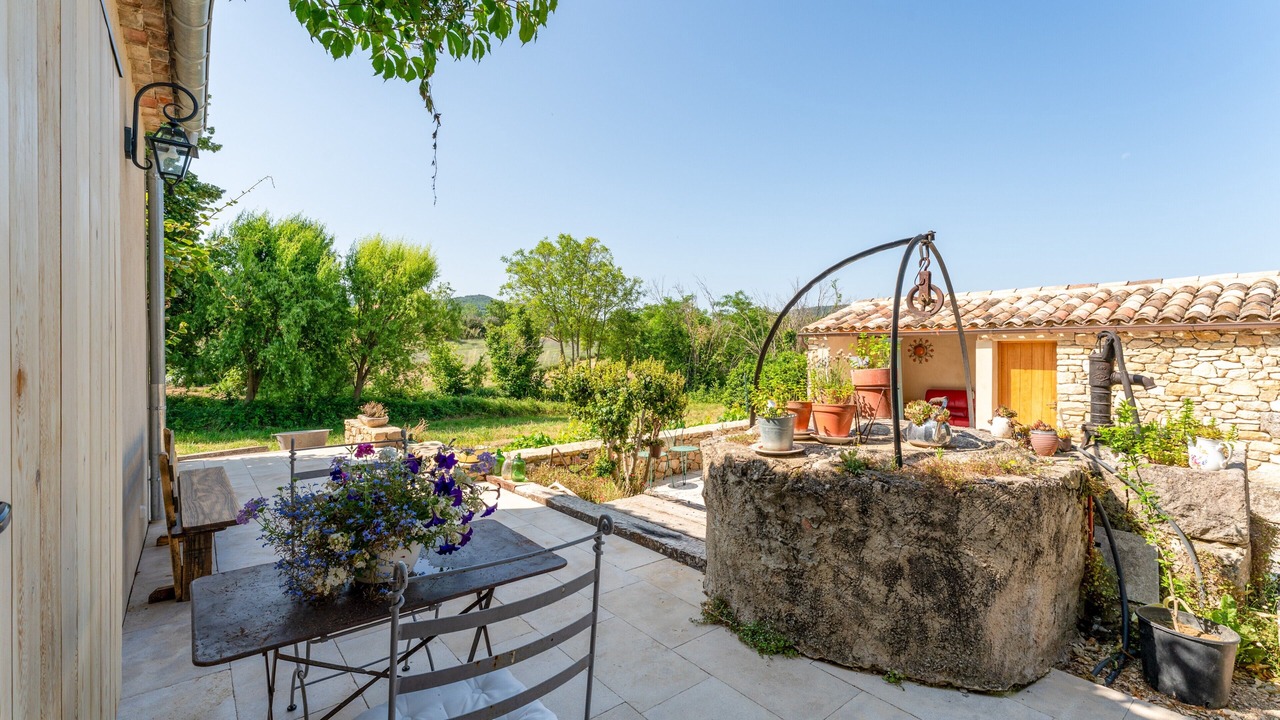 Photo of Outdoor in Malaucene
