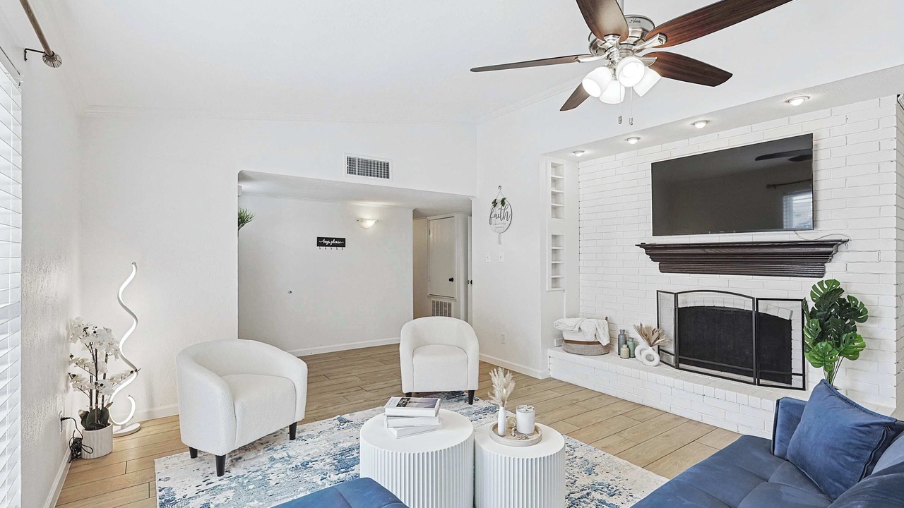 Photo of Bedroom in The Colony