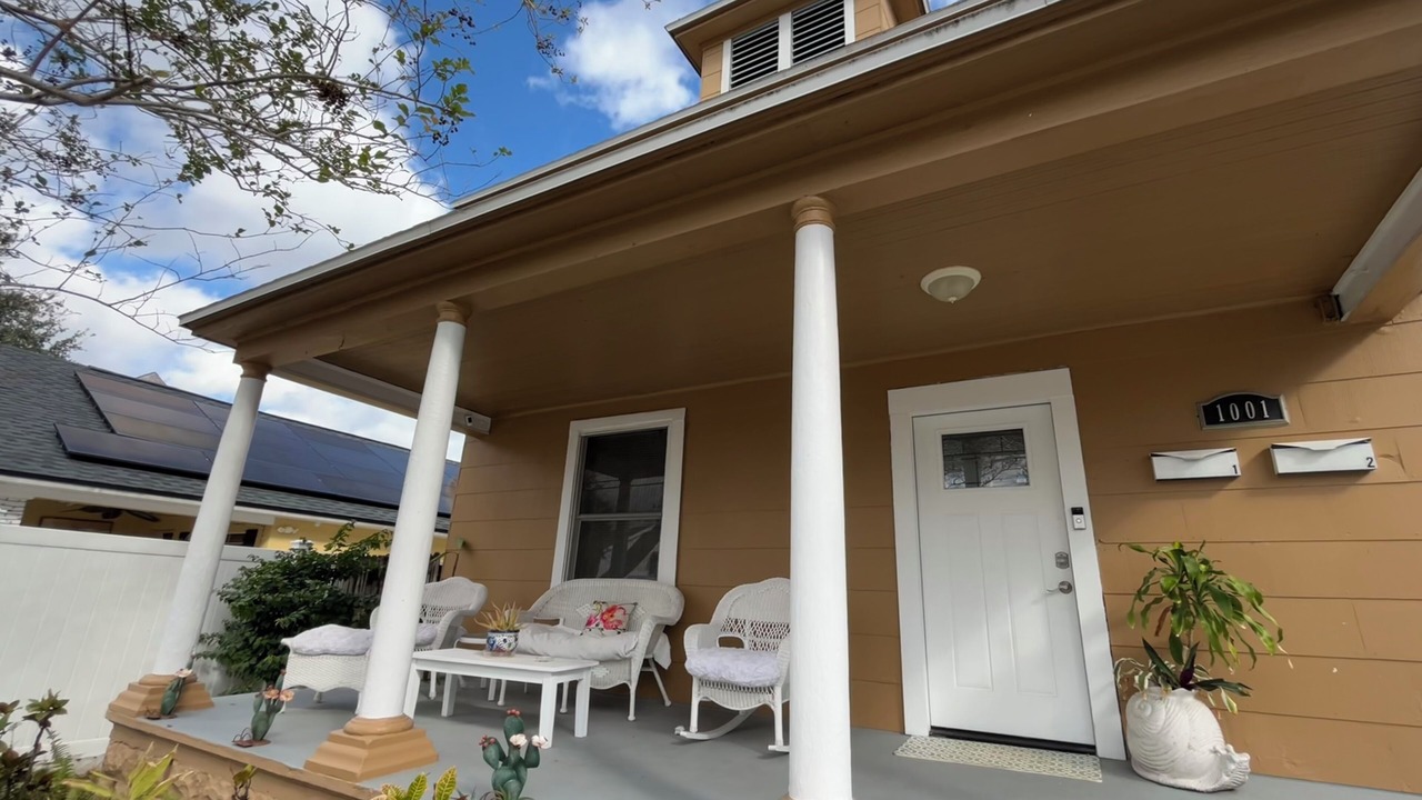 Photo of Patio Balcony in Historic Uptown
