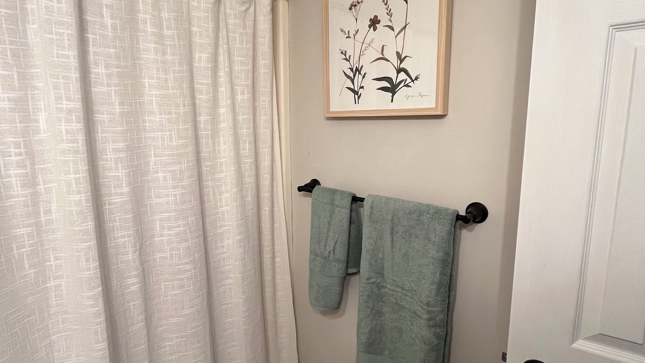 Photo of Bathroom in Alcoa