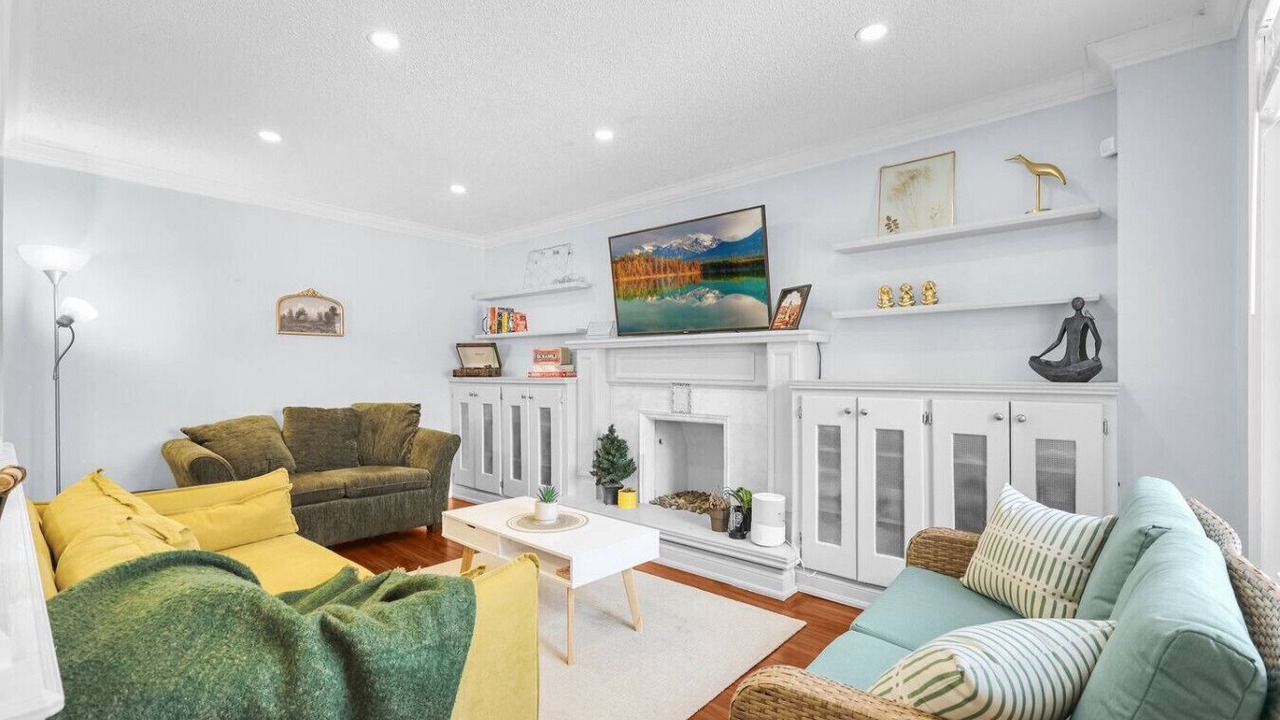 Photo of Livingroom in Whitby