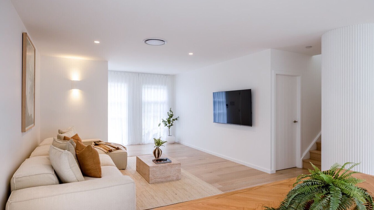 Photo of Livingroom in Anna Bay