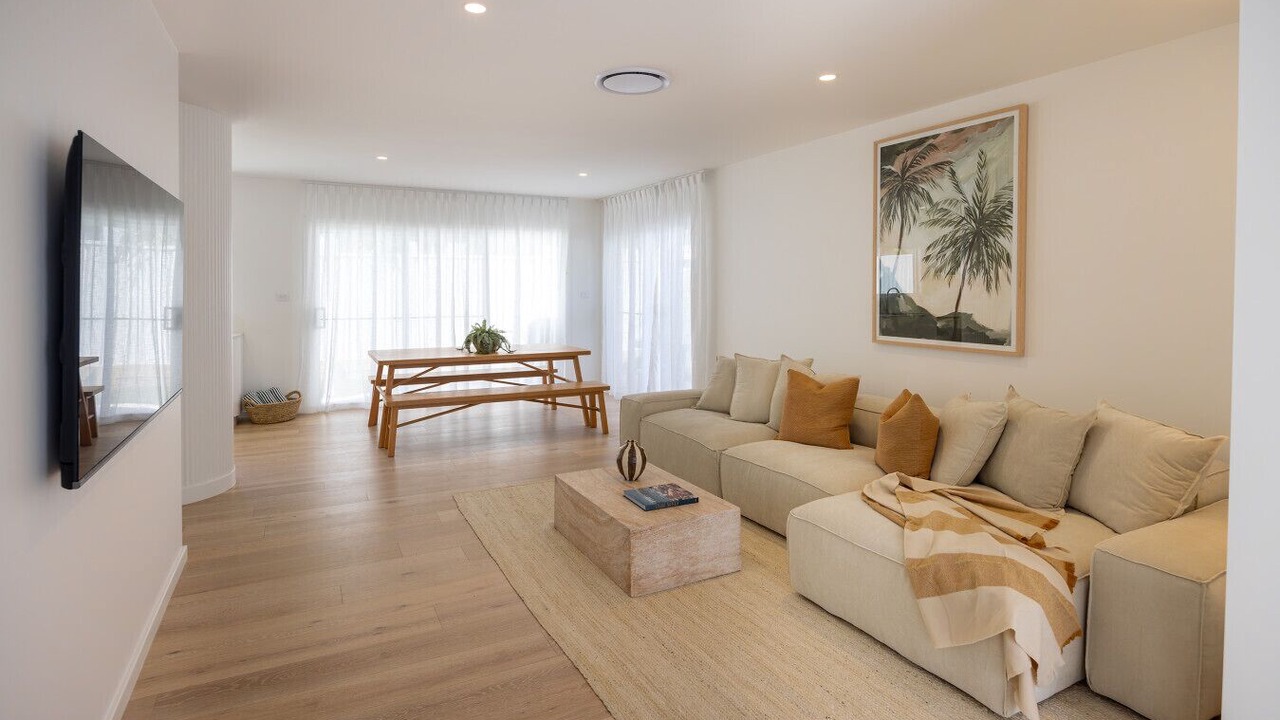 Photo of Others in Anna Bay