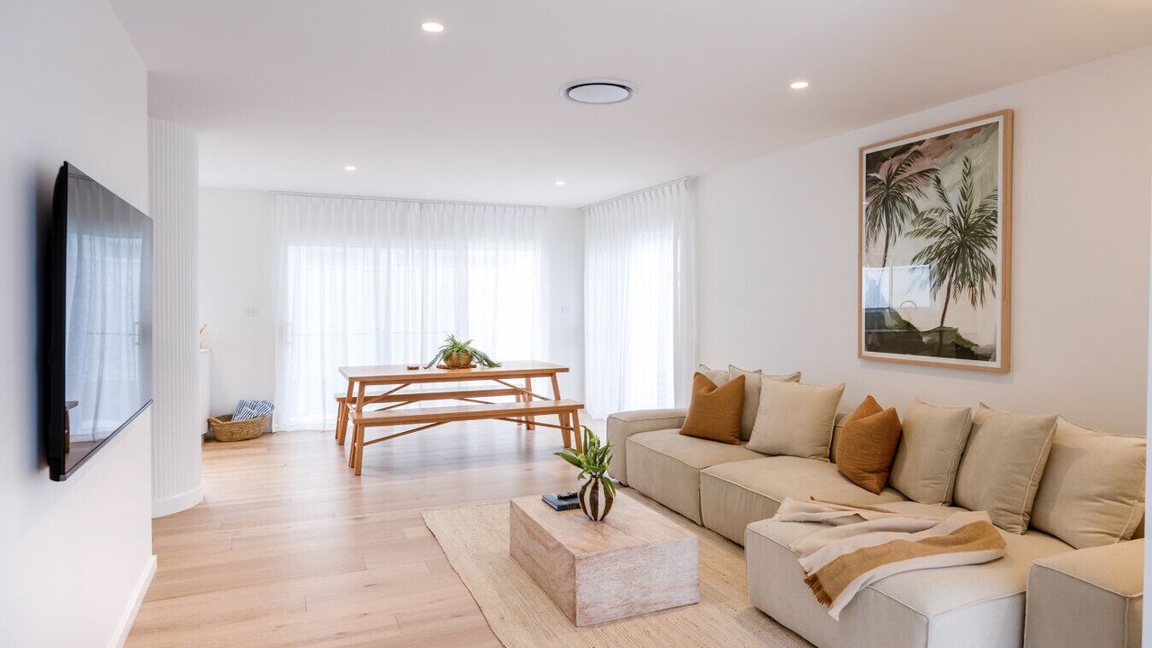 Photo of Livingroom in Anna Bay