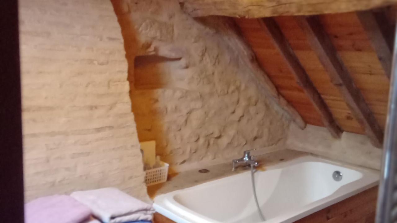 Photo of Bathroom in Lurcy-Levis