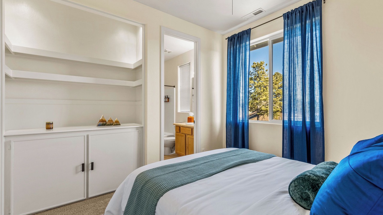 Photo of Bedroom in Ponderosa Trails