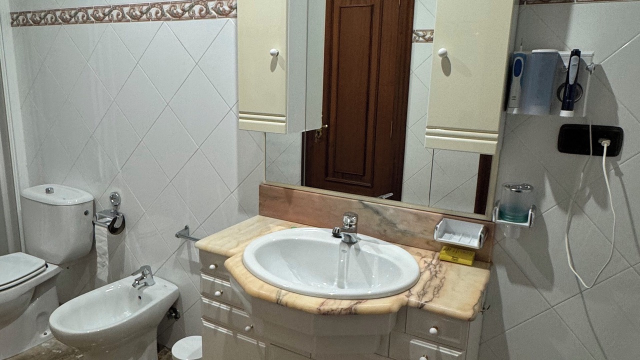 Photo of Bathroom in Bolbaite