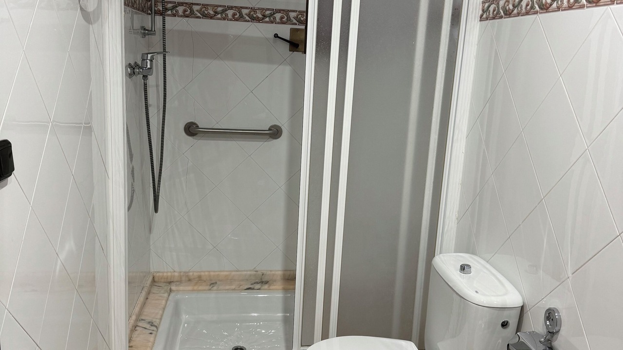 Photo of Bathroom in Bolbaite