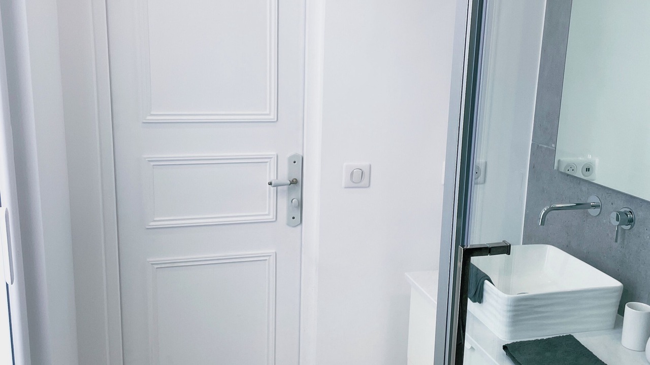 Photo of Bathroom in Gare