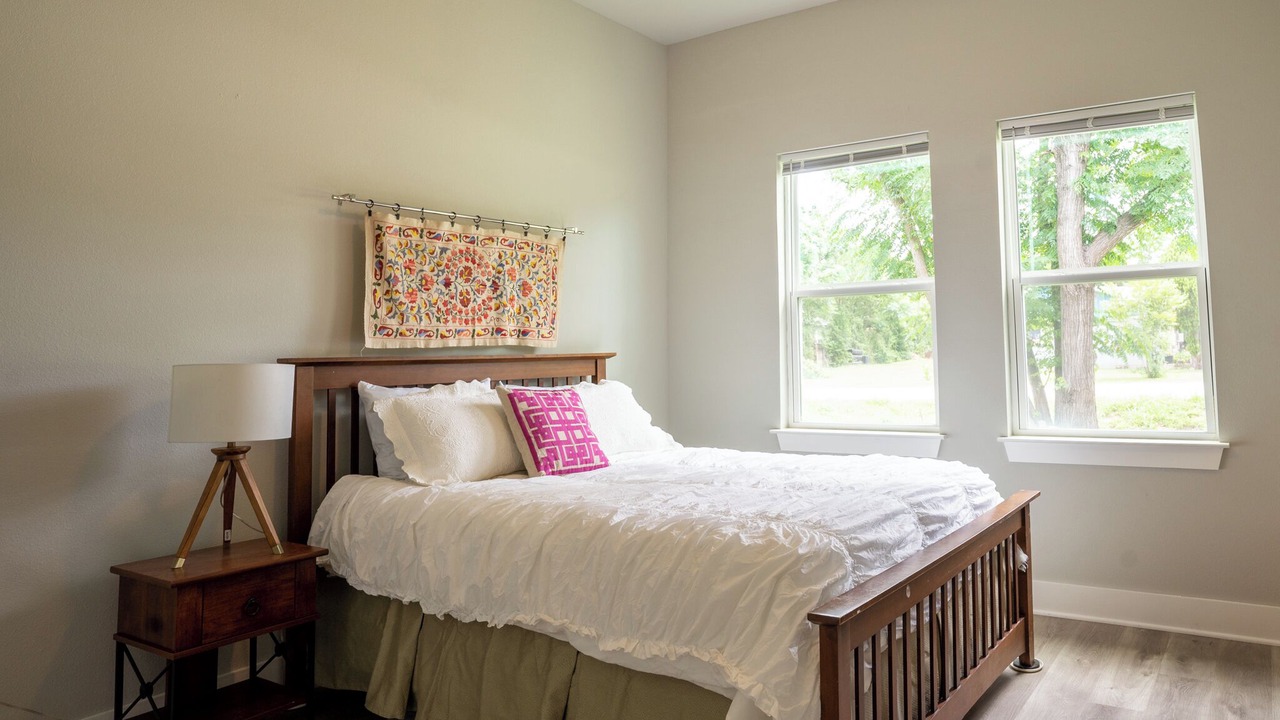 Photo of Bedroom in Kyle