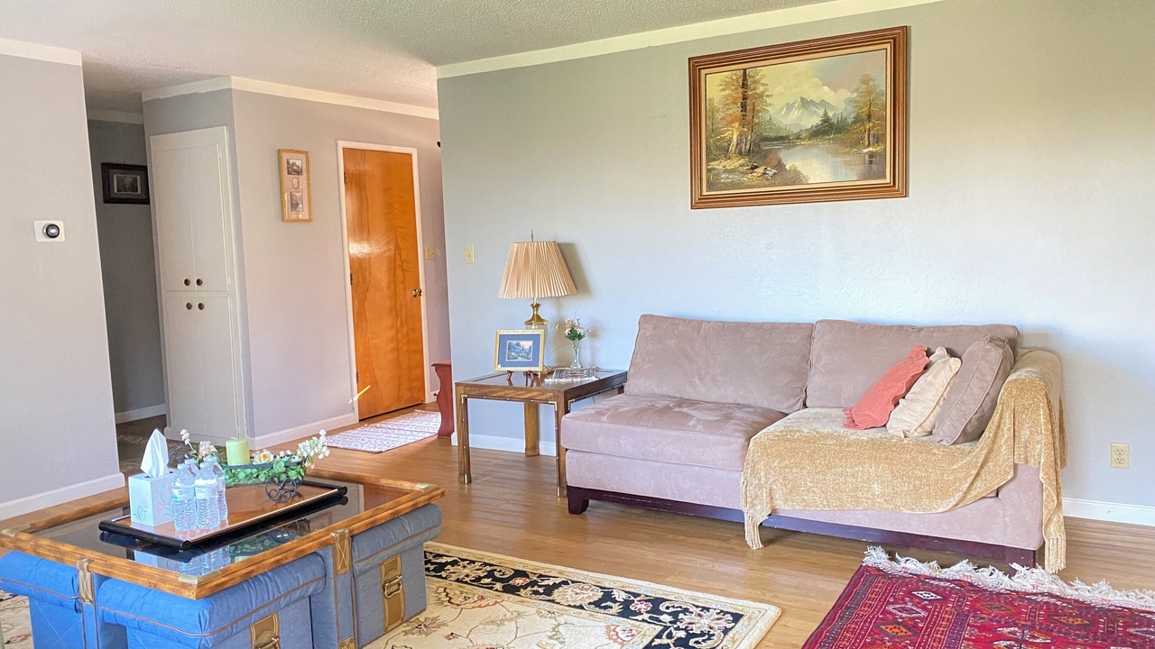 Photo of Livingroom in Granite Bay