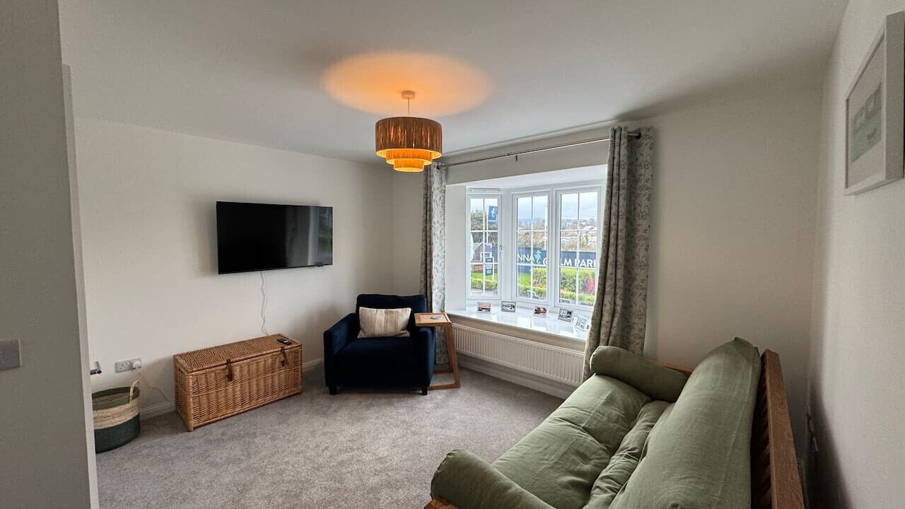 Photo of Livingroom in Exeter