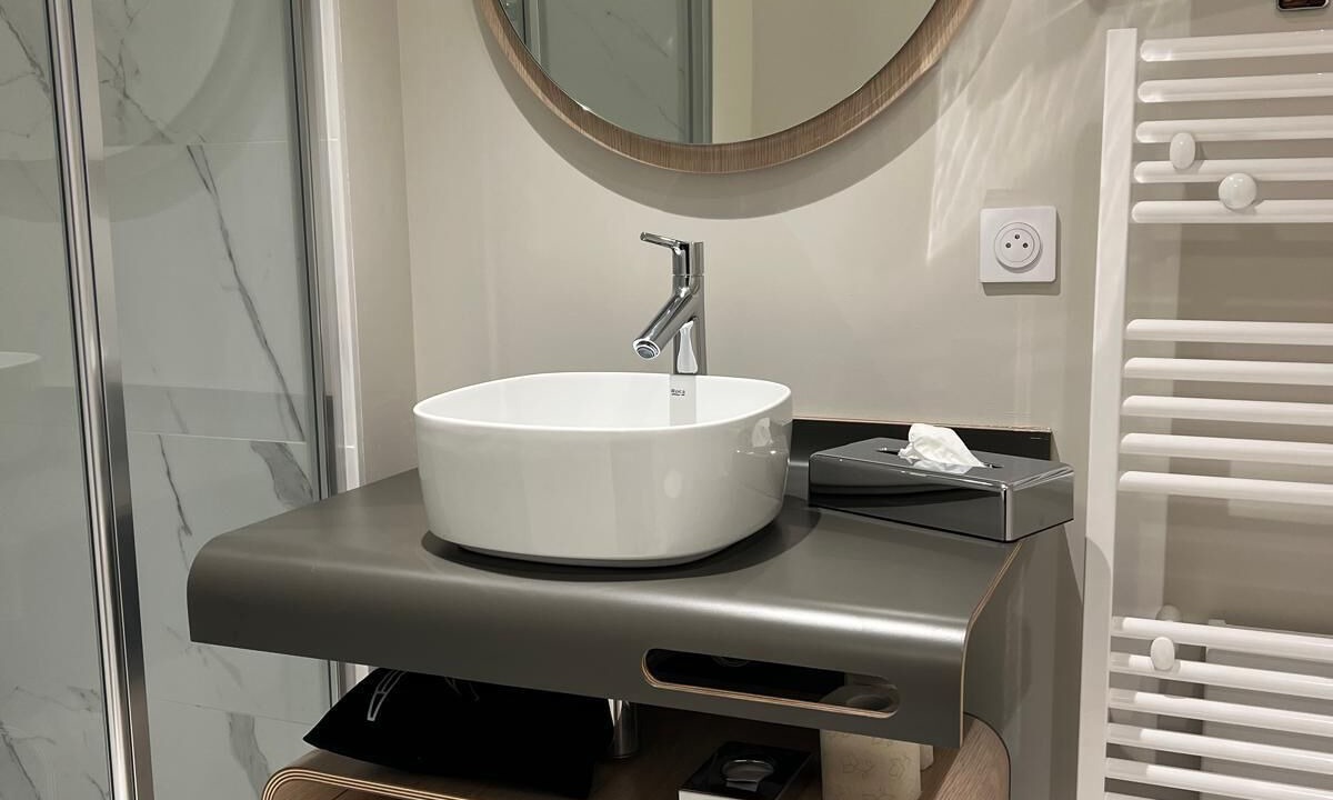 Photo of Bathroom in Chartrons