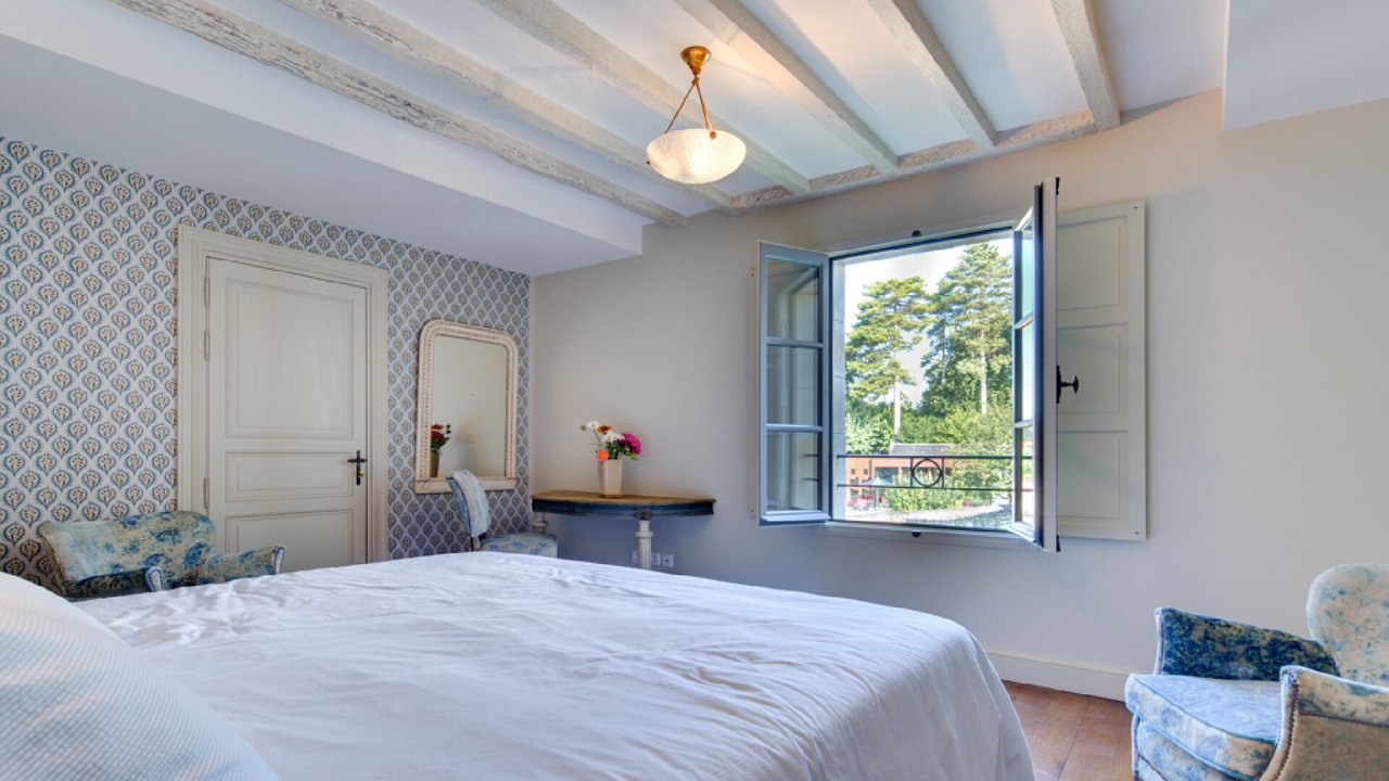 Photo of Bedroom in Candes-Saint-Martin