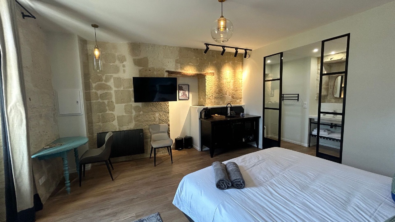 Photo of Bedroom in Candes-Saint-Martin