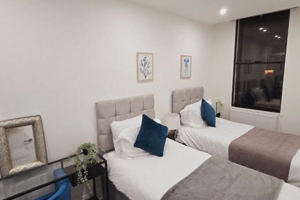 Photo of Bedroom in Reading City Centre