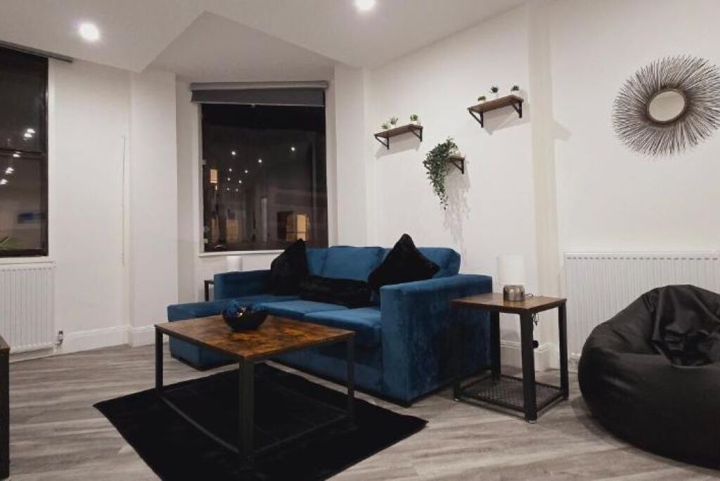 Photo of Livingroom in Reading City Centre