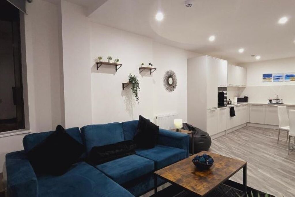 Photo of Livingroom in Reading City Centre