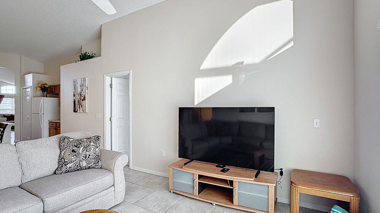 Photo of Livingroom in Haines City