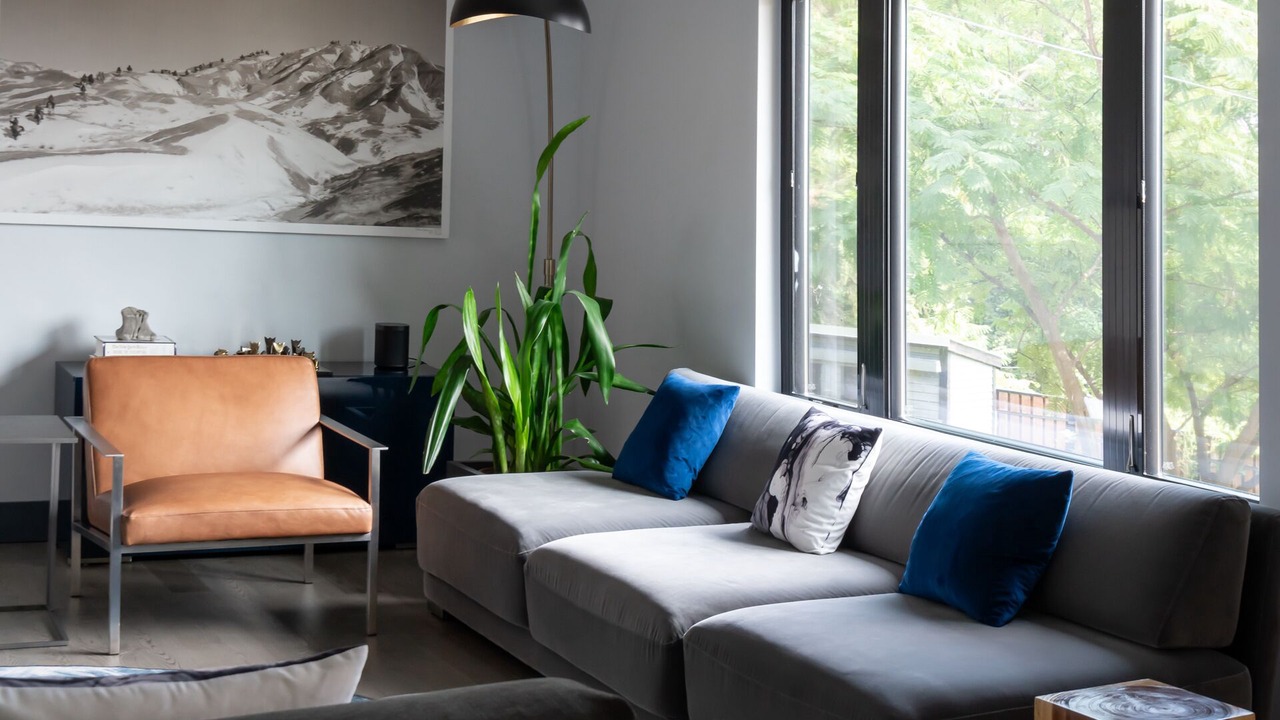 Photo of Livingroom in Middle Hope