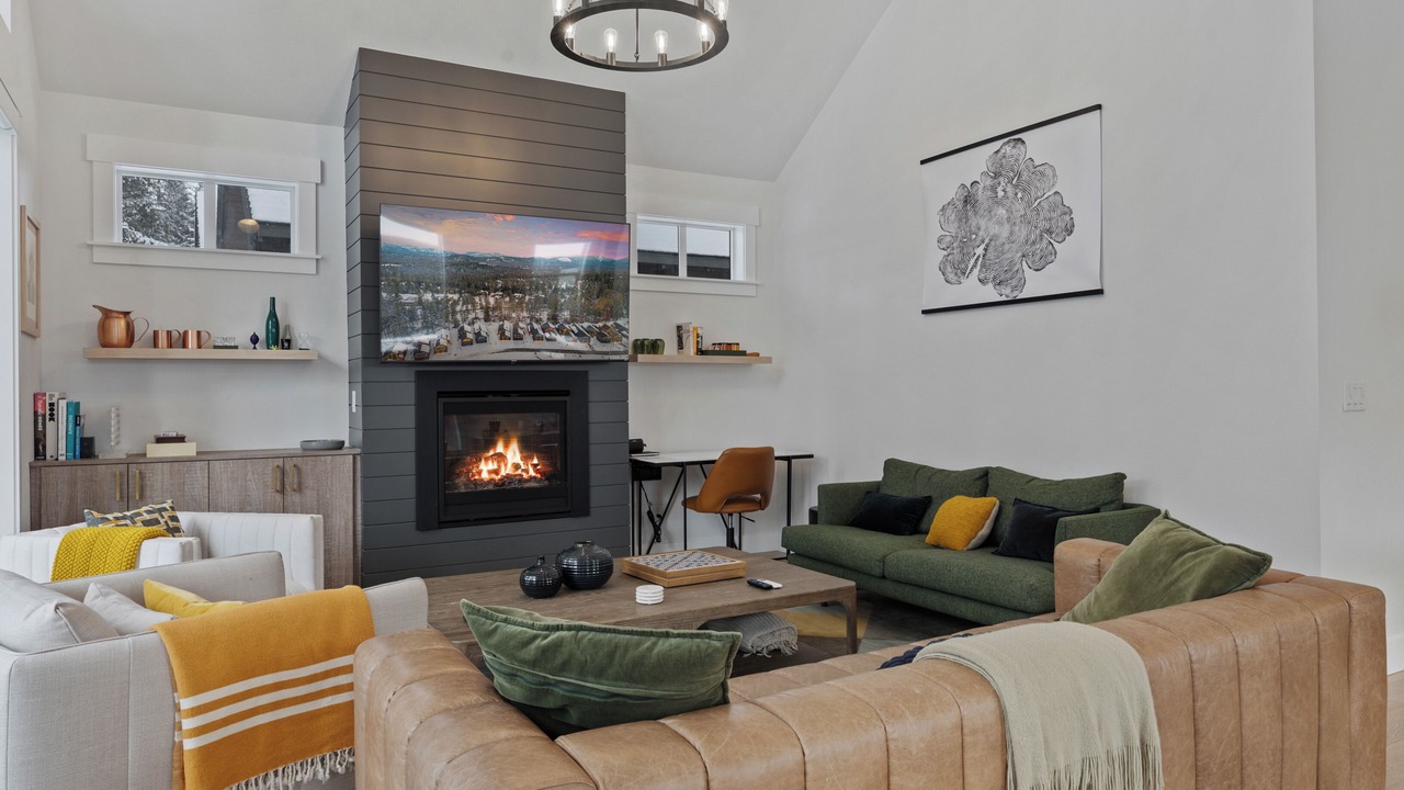 Photo of Livingroom in Roslyn