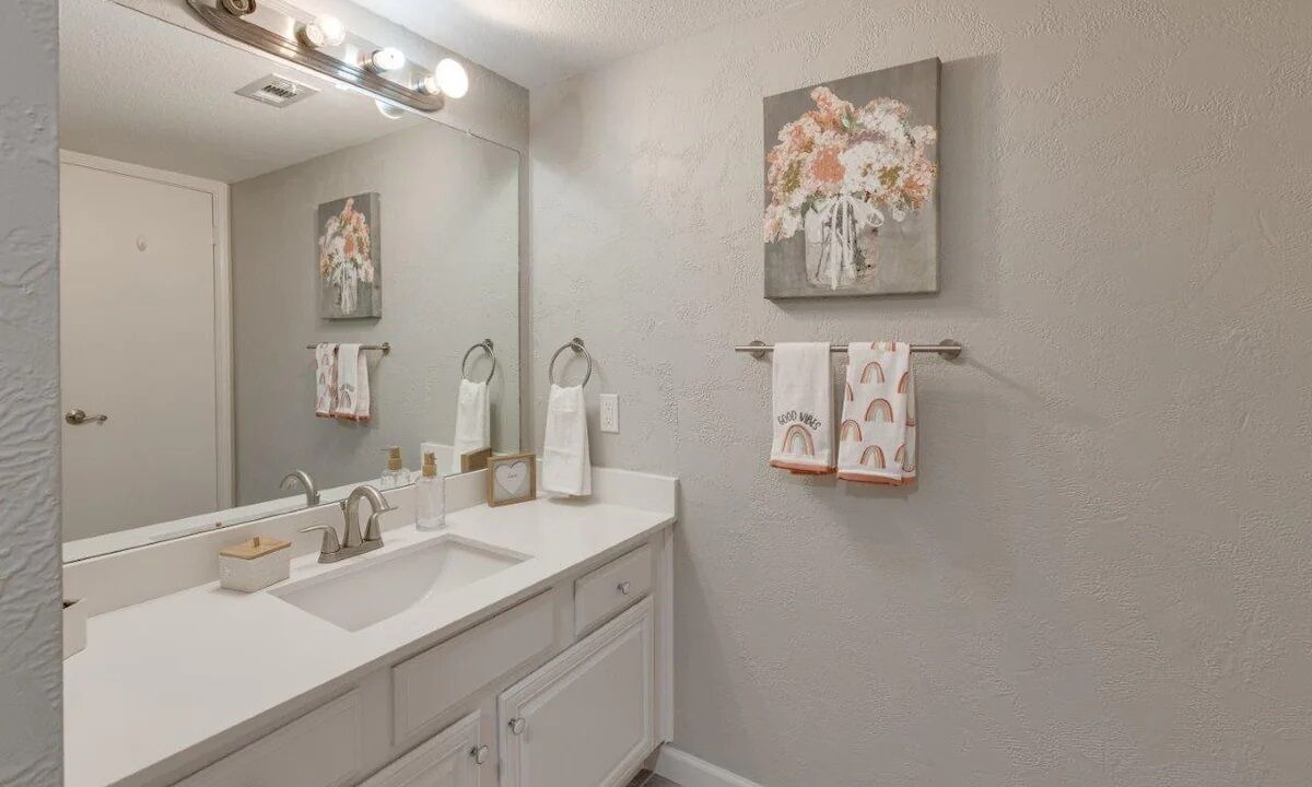 Photo of Bathroom in Far North Dallas