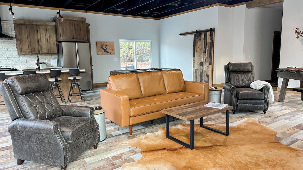 Photo of Livingroom in Purcell