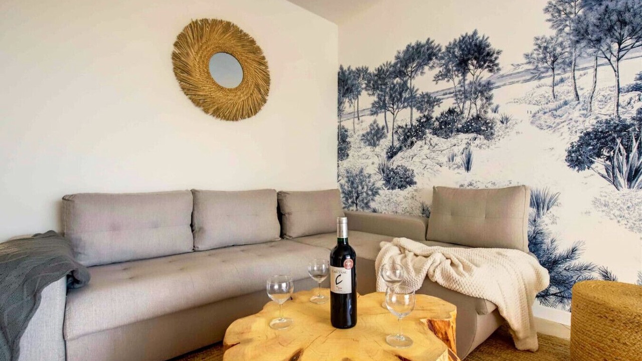 Photo of Livingroom in Peyrole
