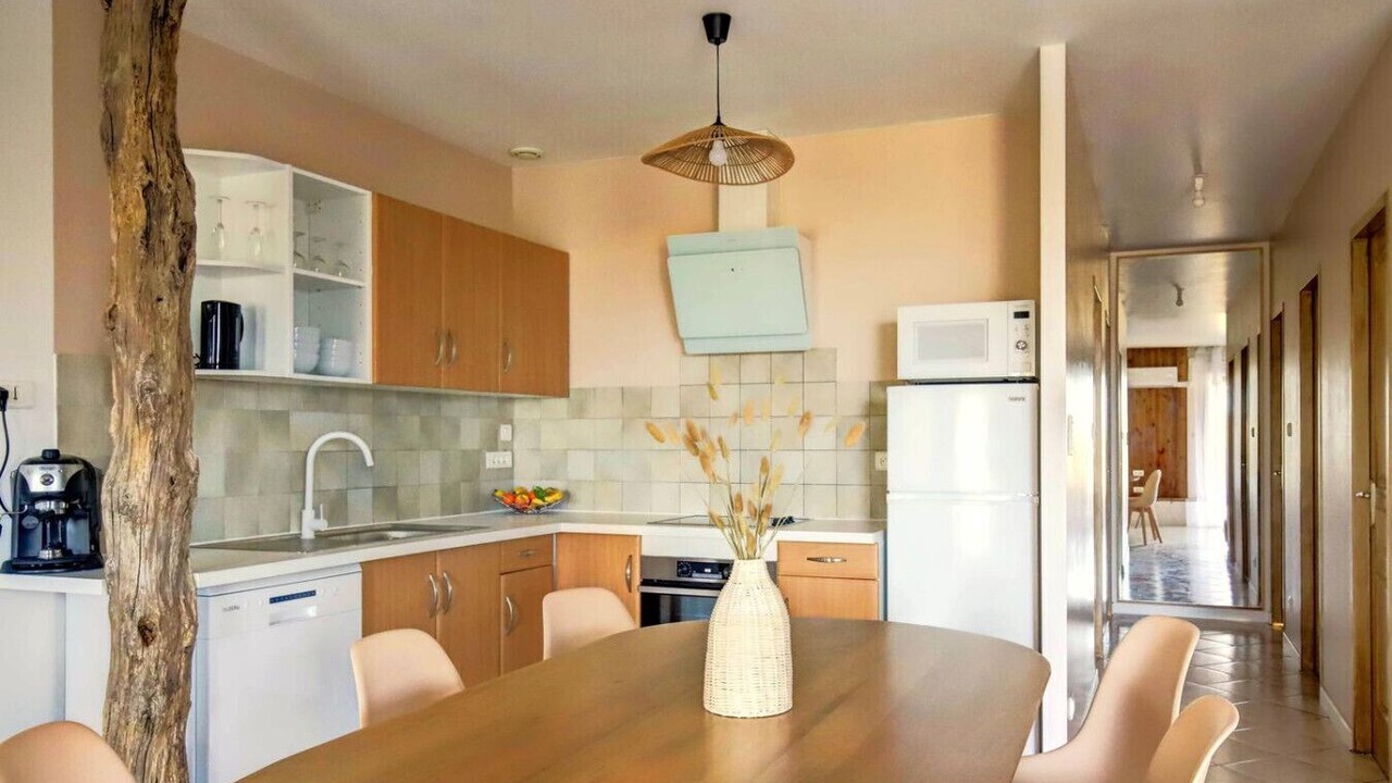 Photo of Kitchen in Peyrole