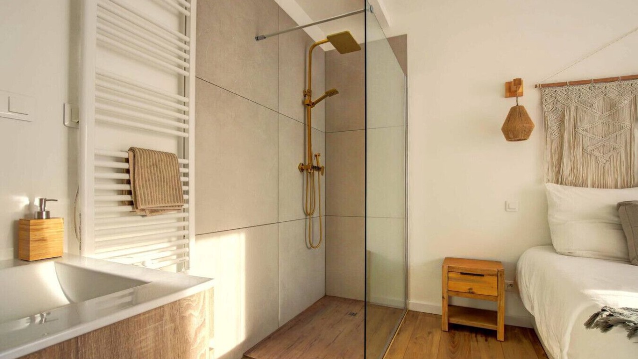 Photo of Bathroom in Peyrole