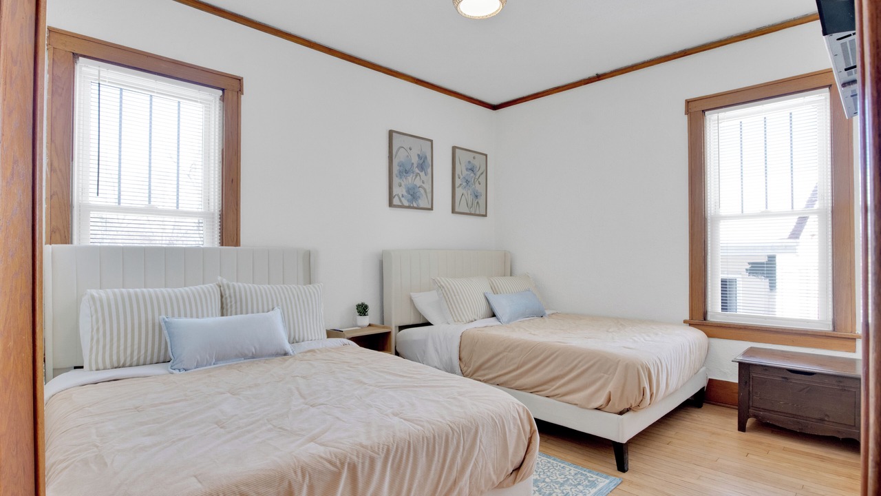 Photo of Bedroom in Crown Point