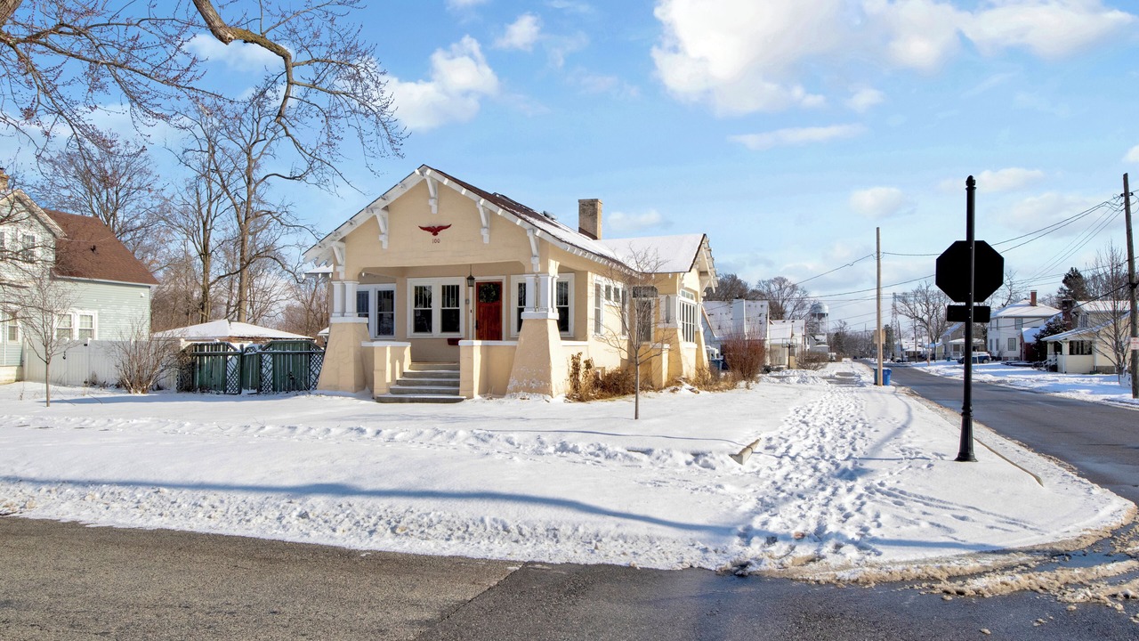 Photo of Outdoor in Crown Point