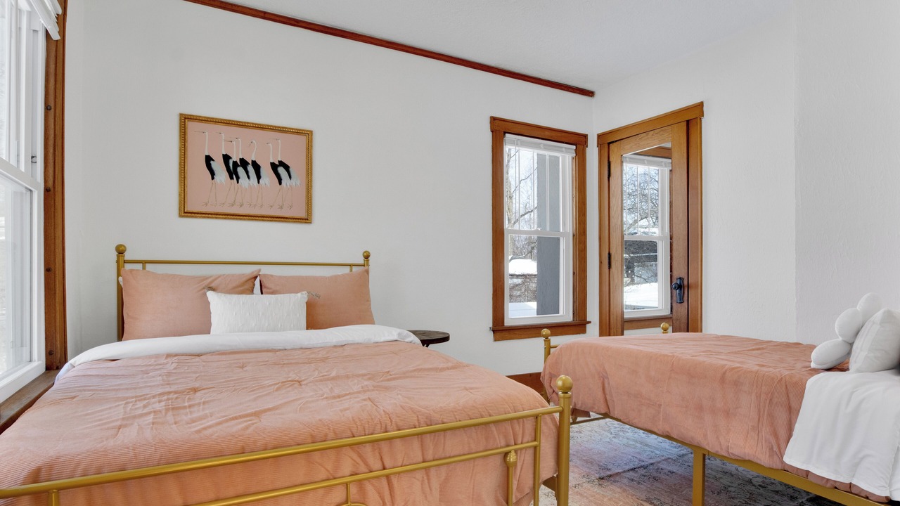 Photo of Bedroom in Crown Point