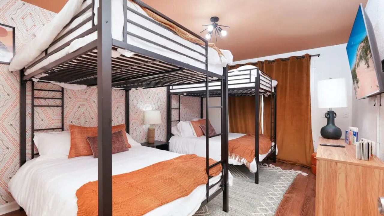 Photo of Bedroom in Whispering Oaks