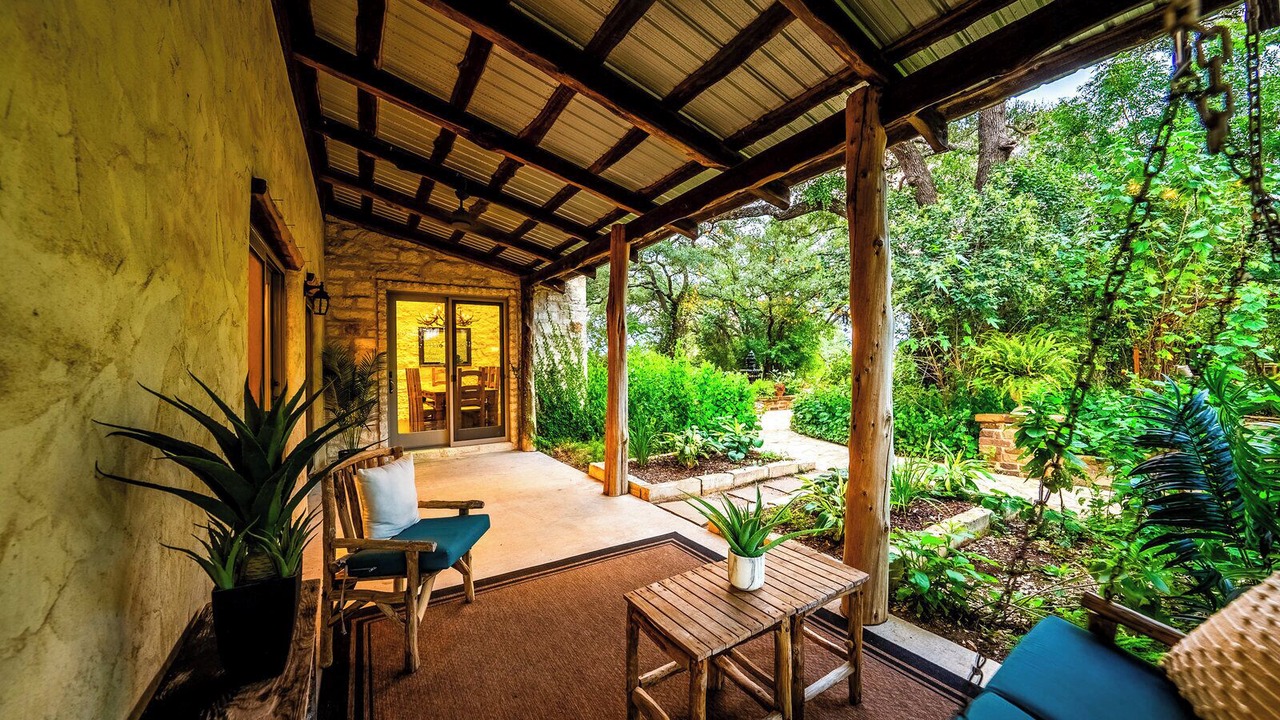 Photo of Patio Balcony in La Hacienda Estates