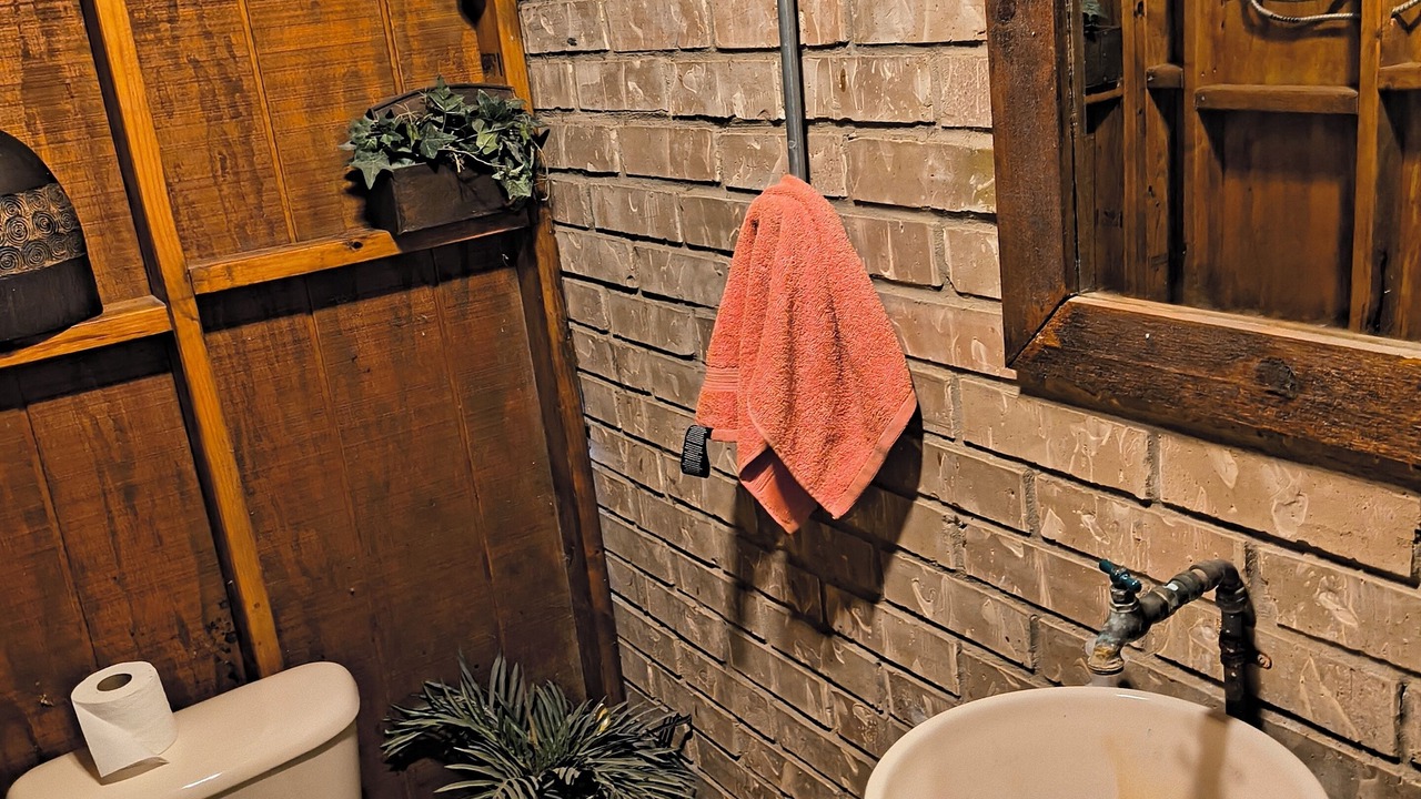Photo of Bathroom in Bonanza