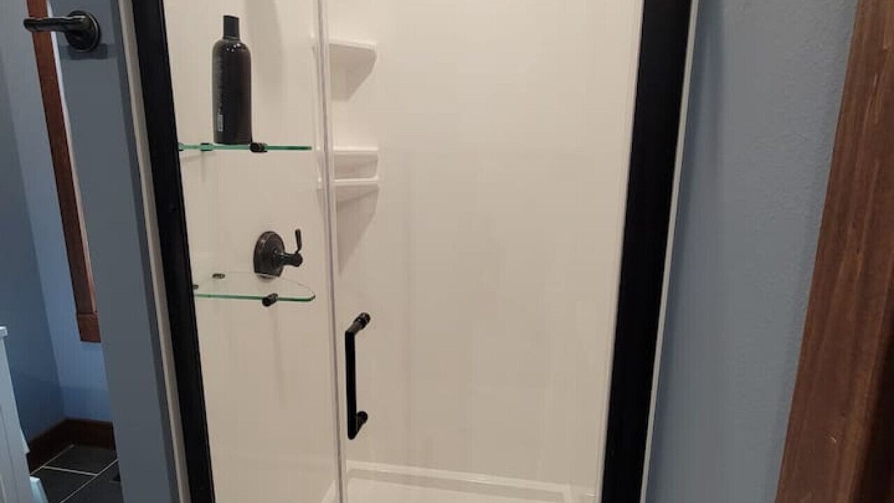 Photo of Bathroom in Russell