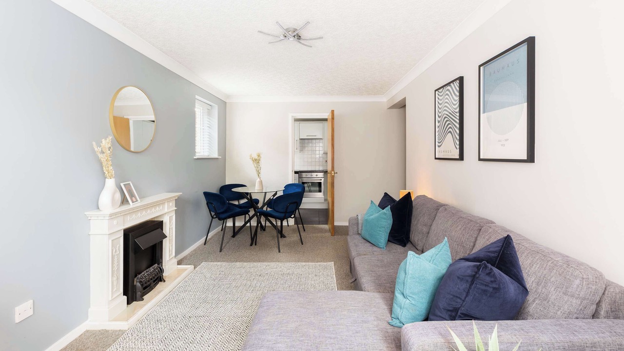 Photo of Livingroom in Leamington Spa