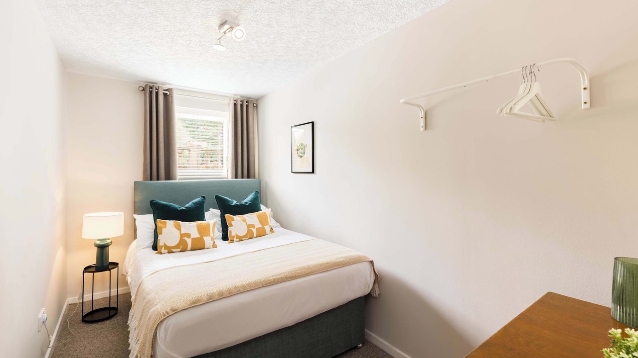 Photo of Bedroom in Leamington Spa