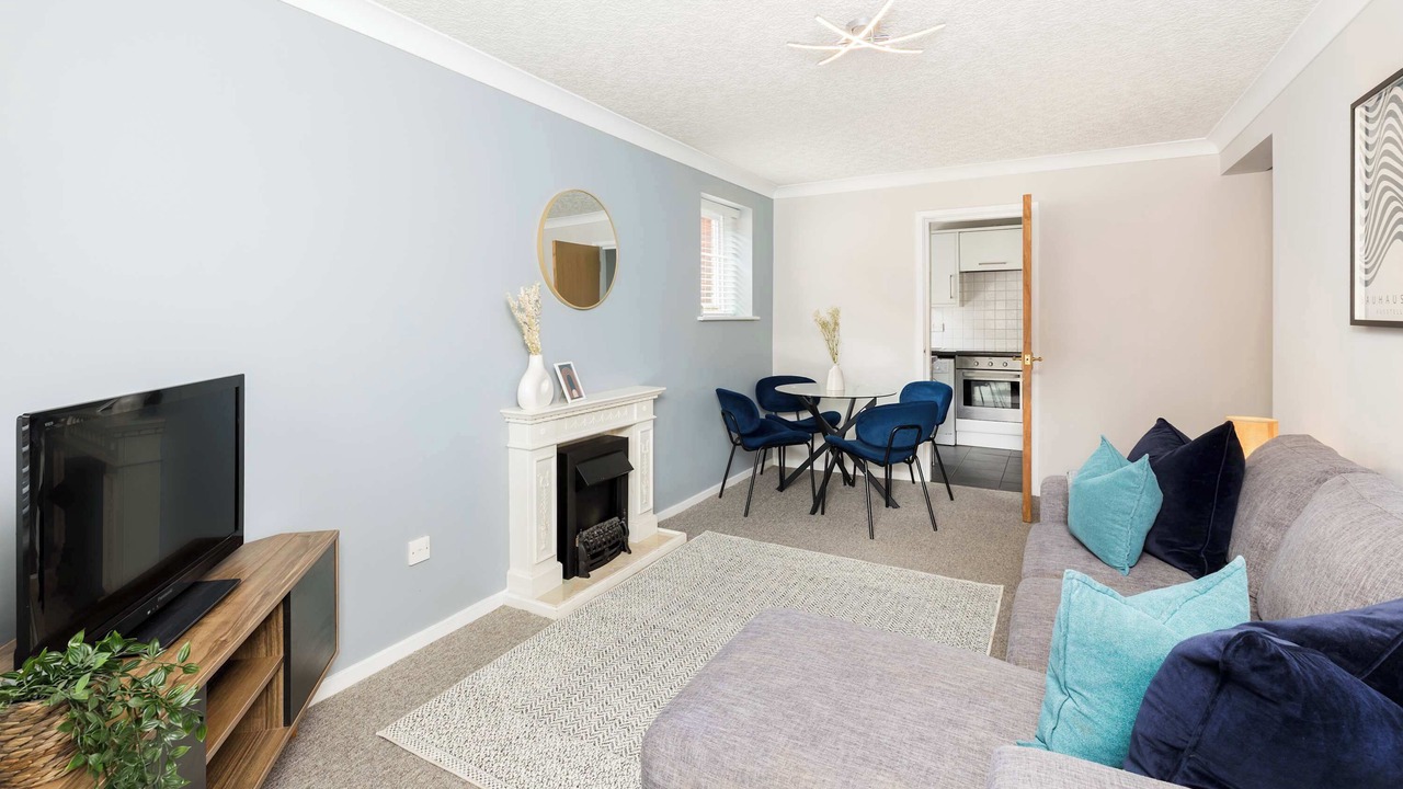 Photo of Livingroom in Leamington Spa