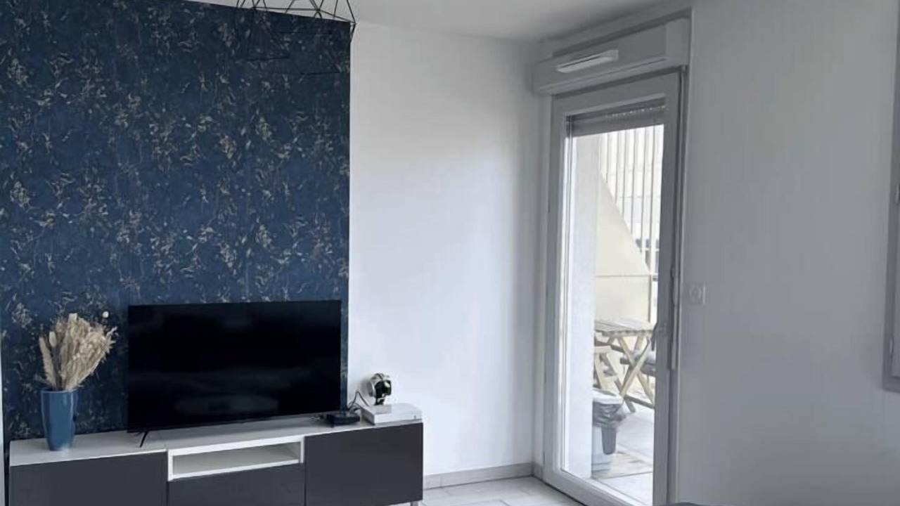 Photo of Livingroom in Vaulx-en-Velin