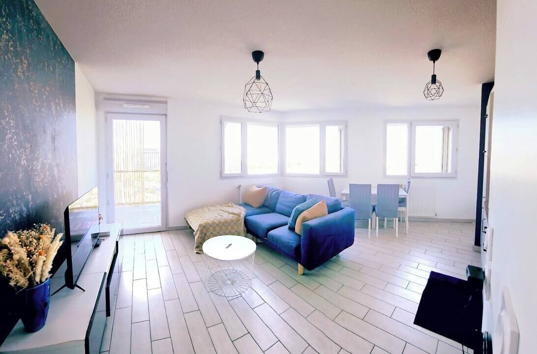 Photo of Livingroom in Vaulx-en-Velin