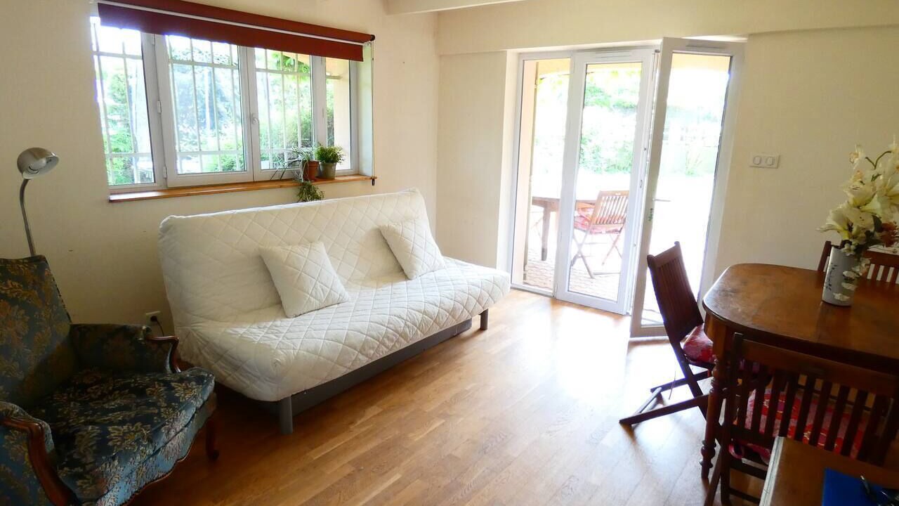 Photo of Livingroom in Francheville Le Bas