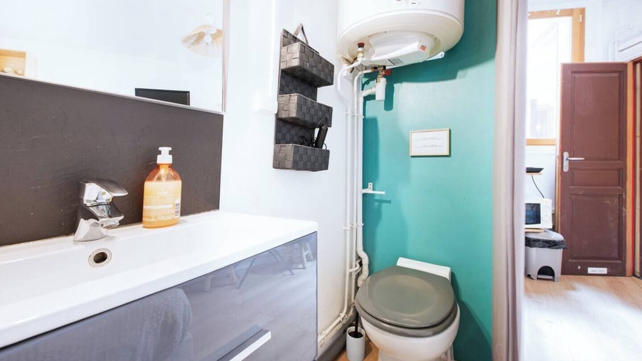 Photo of Bathroom in Griffon - Royale