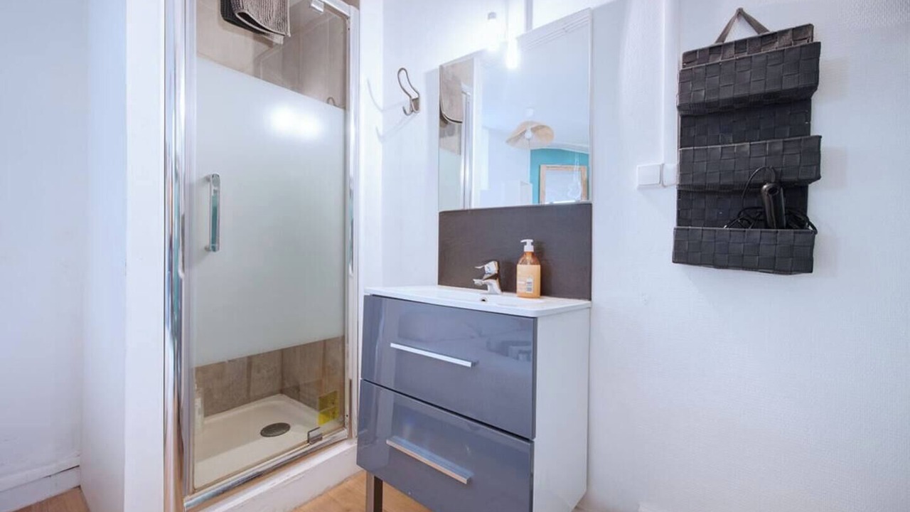 Photo of Bathroom in Griffon - Royale