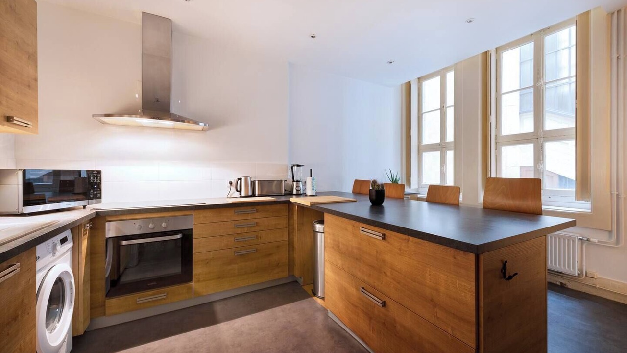 Photo of Others in Moliere - Edgard Quinet