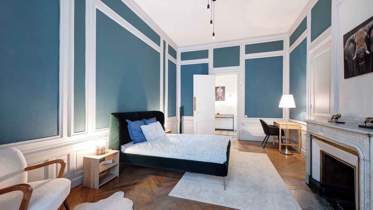 Photo of Others in Moliere - Edgard Quinet