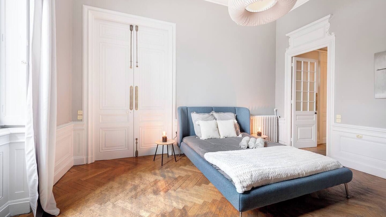 Photo of Others in Moliere - Edgard Quinet