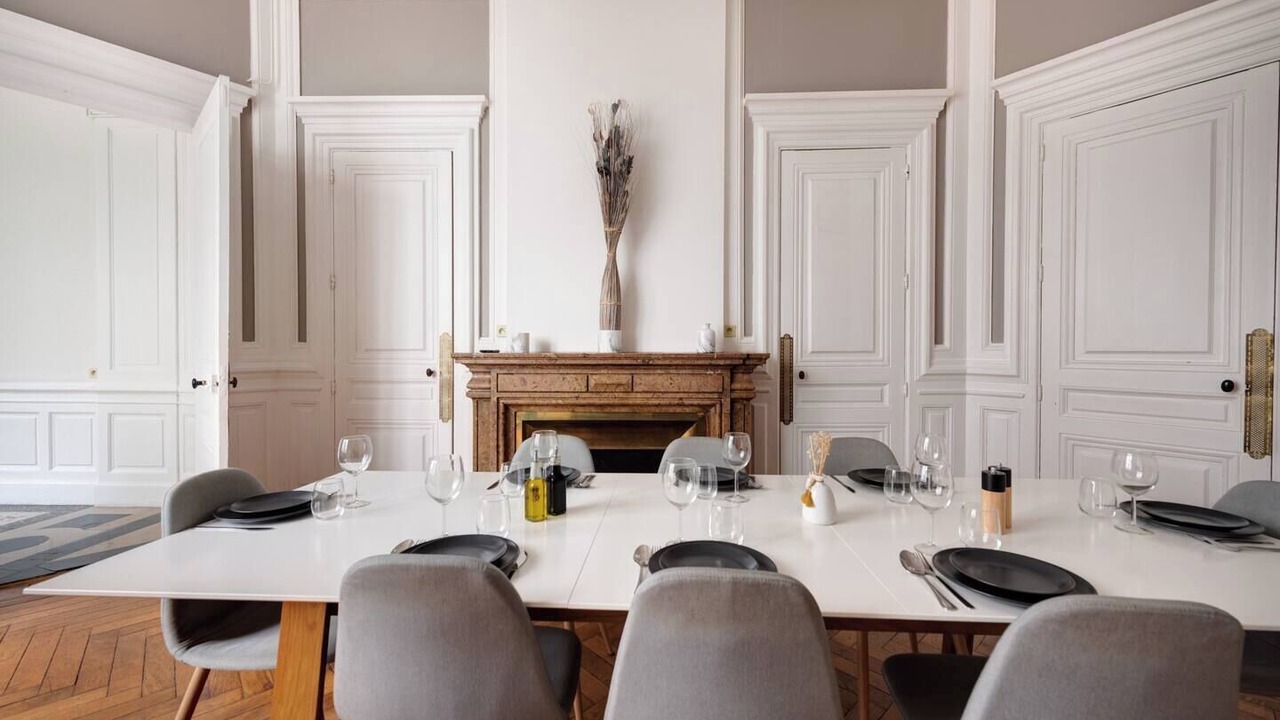 Photo of Others in Moliere - Edgard Quinet